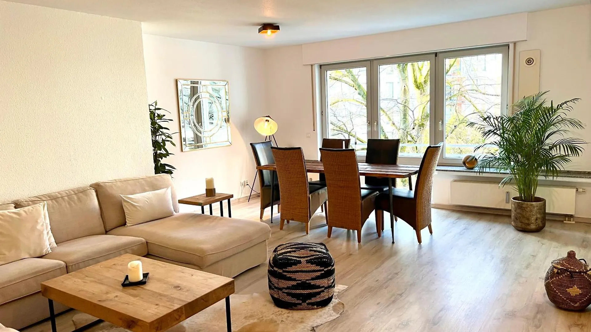 Apartment Stylish, Cosy Flat Close To Cologne City Center